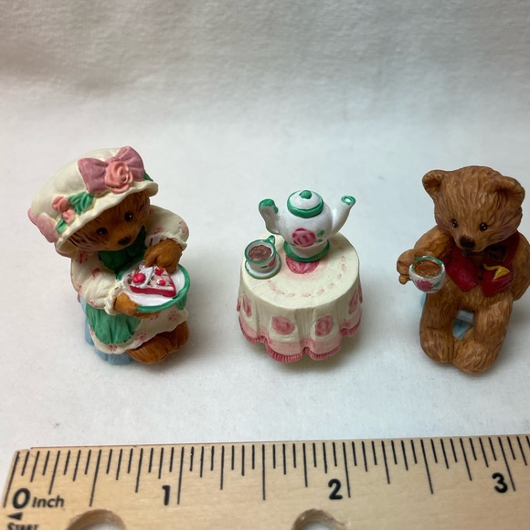 Valentine's Day Merry Miniature 2 Bears Having Tea - Picture 2 of 6